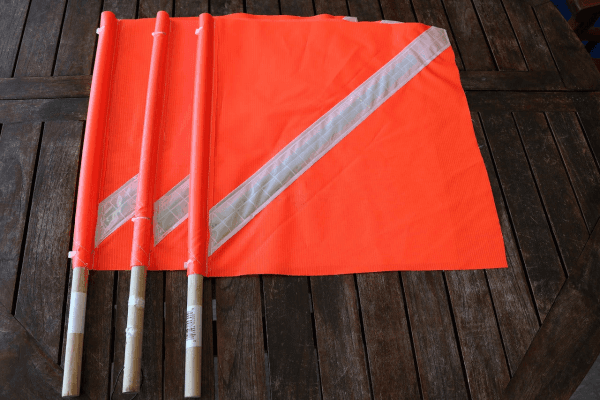 Dura-Bright Dive Flag Floats